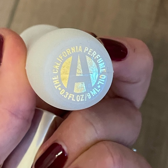 Apothia California Roll On Oil | Apothia Los Angeles Perfume Full Size NEW - Picture 5 of 5